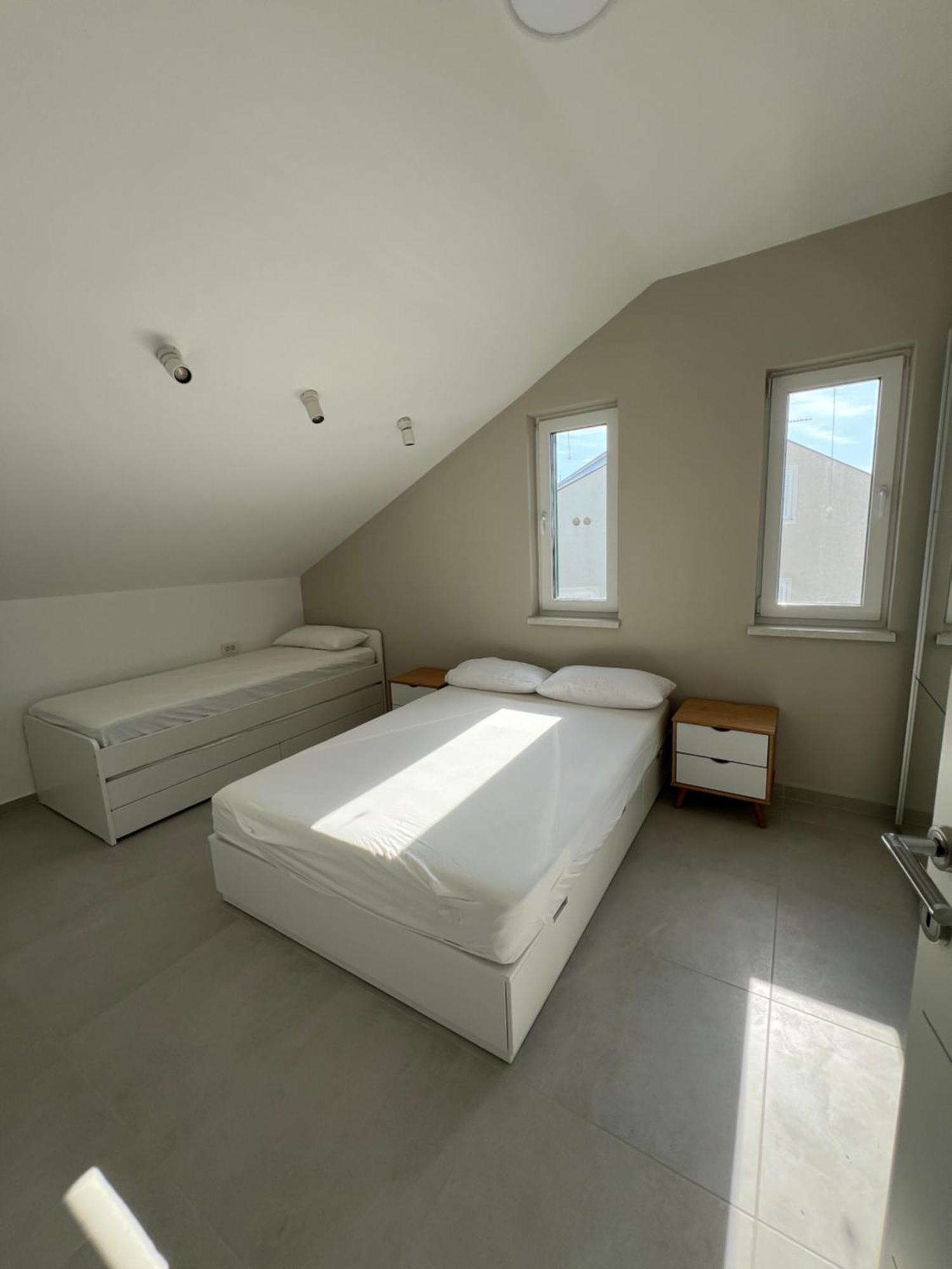 Penthouse Sky Deluxe Apartamento Novalja Exterior foto